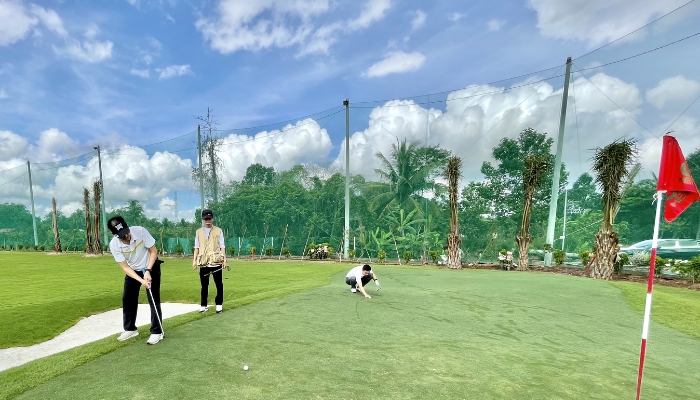 Nhu cầu lắp đặt, thi công sân golf tại nhà hiện nay