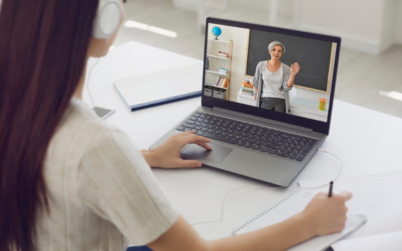 xu hướng dạy và học trên Elearning